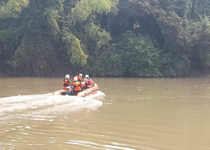Tenggelam di Sungai Way Sekampung Saat Memancing Ikan, Seorang Pria Asal Lampung Timur Dalam Pencarian Tim SAR