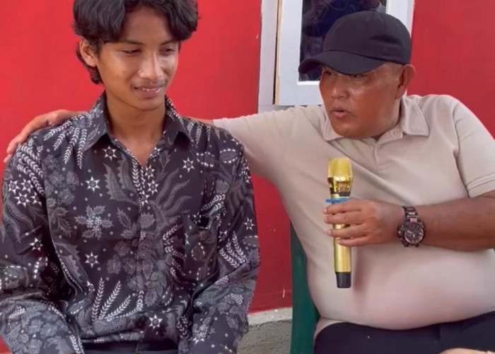 Nanang Ermanto Merayu Seorang Pemuda di Sidomulyo Untuk Melanjutkan Sekolah