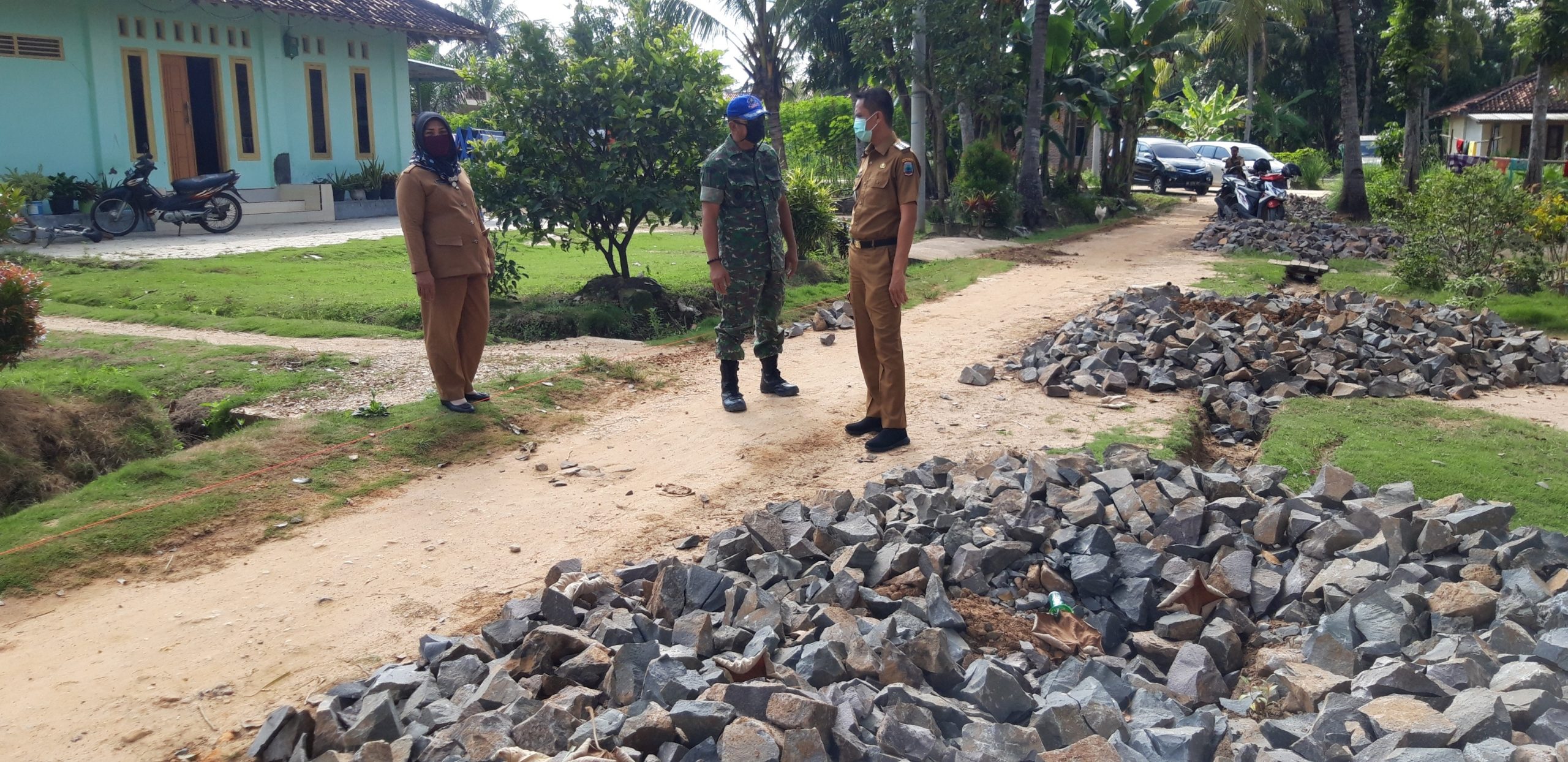 Desa Rejomulyo Bangun 150 Meter Jalan Onderlagh