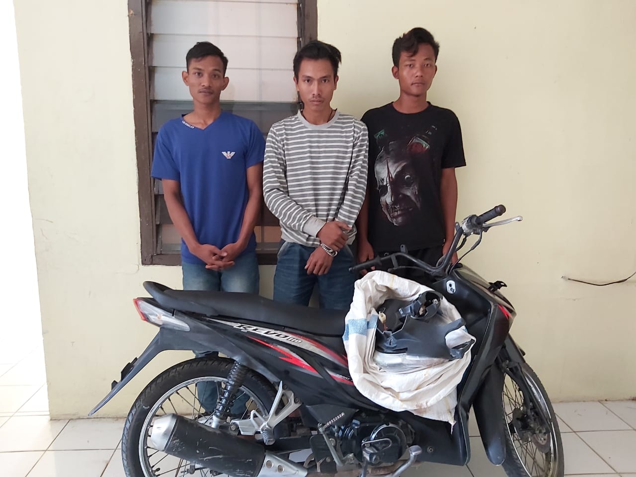 Tiga Pelaku Pencuri Sepeda Motor Dibekuk Polisi