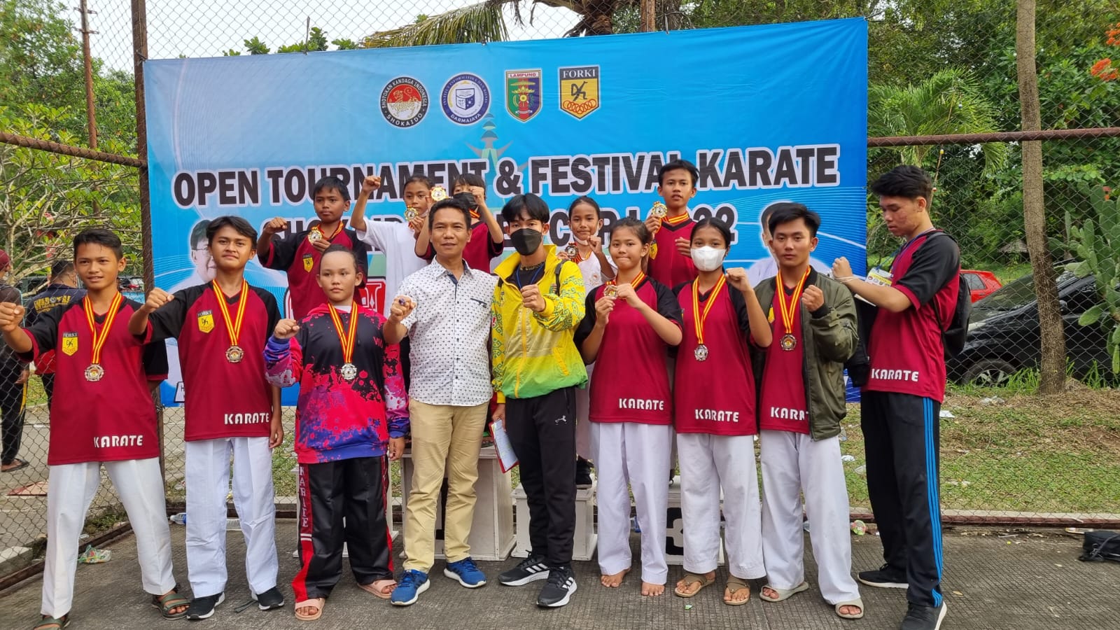 Karateka Lamsel Sabet 8 Medali Siger I