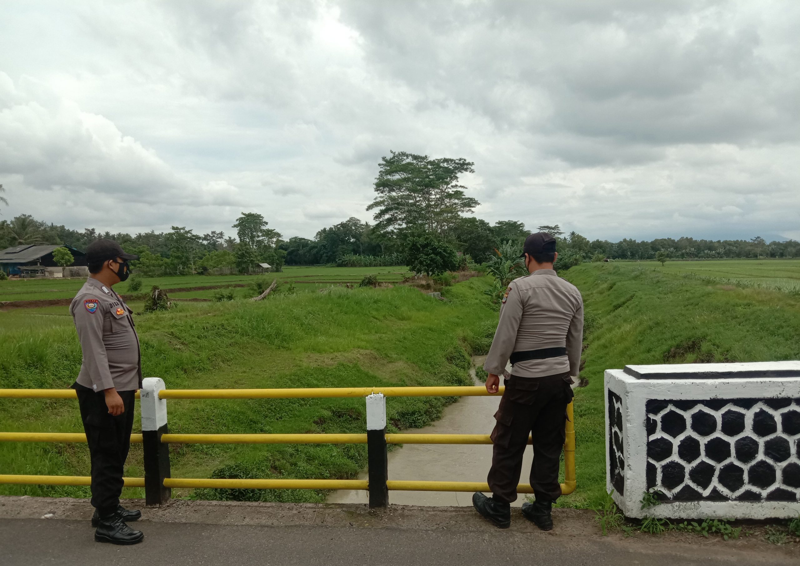 Patroli C3, Polisi juga Pantau Debit Air Sungai