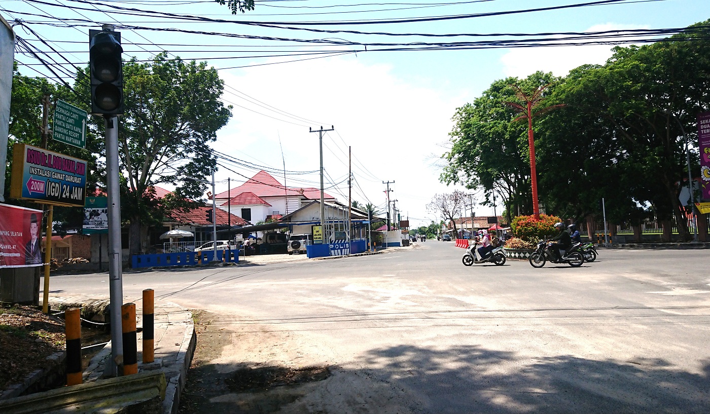 Rawa Selapan Bangun Jalan Lingkar Dusun