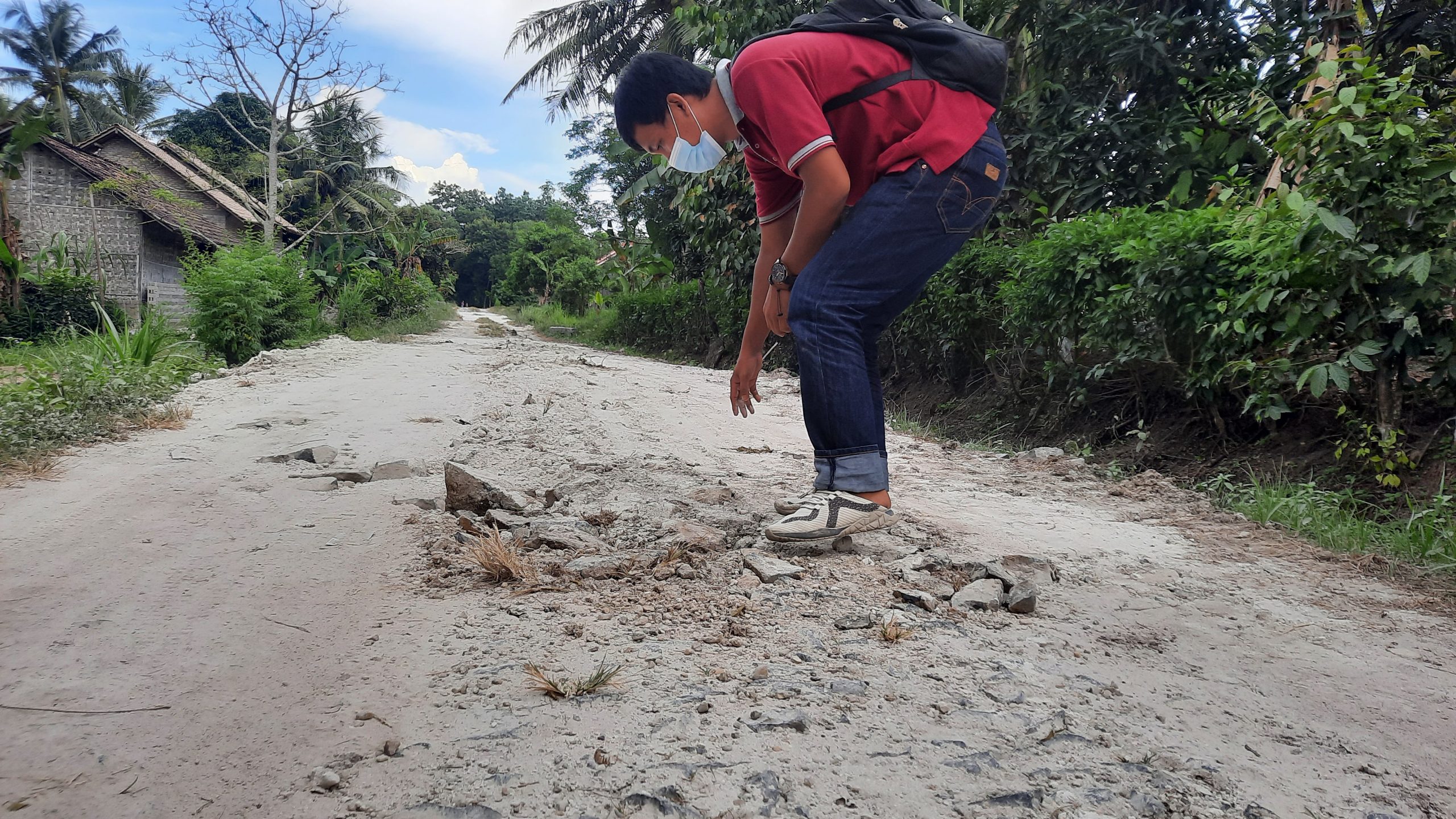 Proyek Cetak Sawah Rusak Jalan