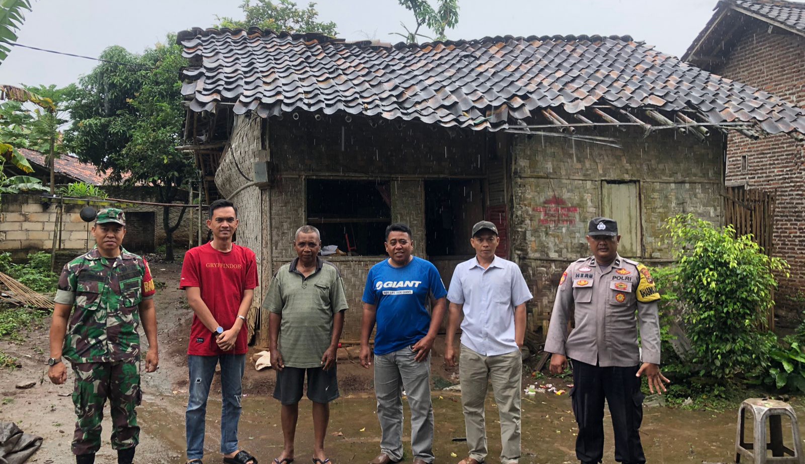 Alhamdulillah, Berkah Buat Warga Negararatu, Terima Bantuan Bedah Rumah