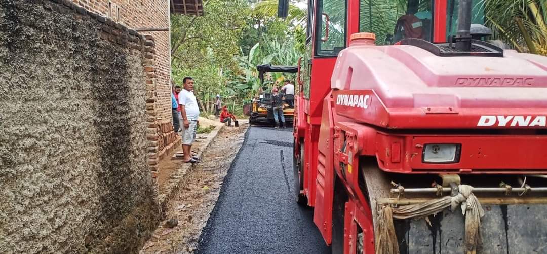 Masyarakat Desa Taman Sari Rasakan Jalan Mulus