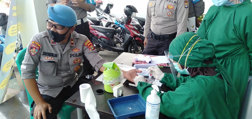 Personel Sipropam Polres Pesawaran Jalani Rapid Test