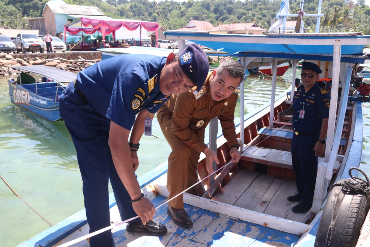 Bupati Dendi Buka Gerai Pengukuran Kapal Pertama di Pesawaran