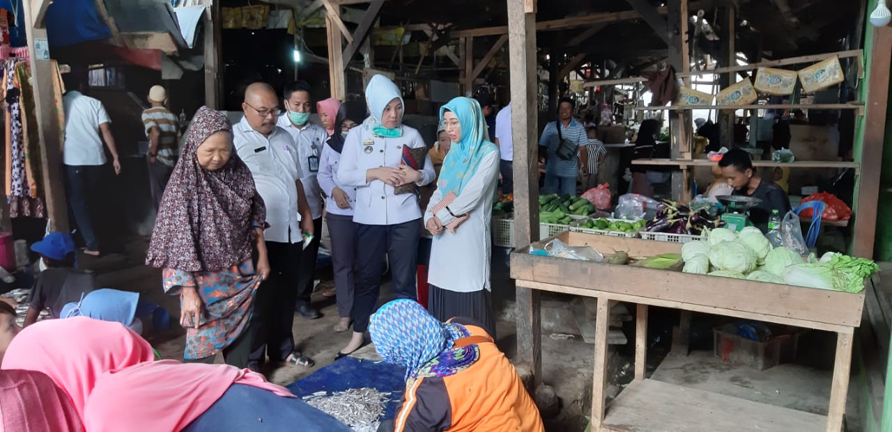 Tim Gugus Tugas Percepatan Penanganan Covid-19 Monitoring Ketersedian dan Harga Pangan