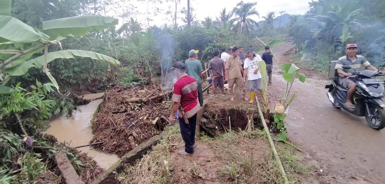 Warga Desa Sukamandi Akrab Dengan Banjir