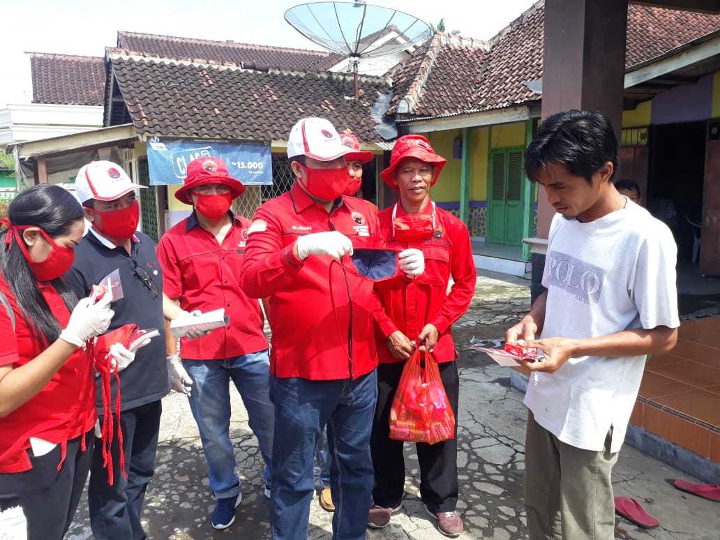 Baksos PDIP, M.Nasir Ajak Masyarakat Cegah Corona