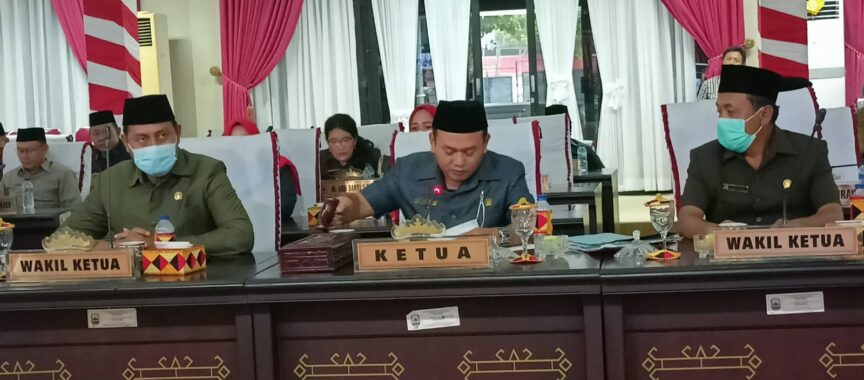 DPRD Lamsel Terima LKPJ Kepala Daerah Tahun 2021