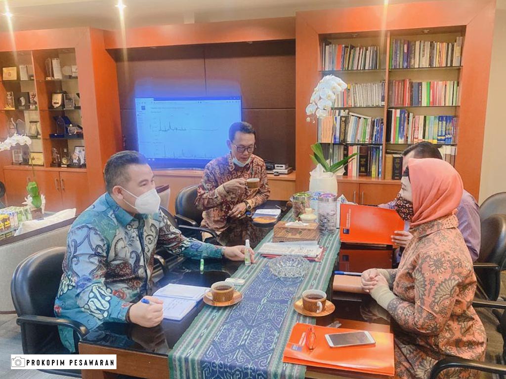 Tingkatkan Sinergitas,  Bupati Dendi Kunjungi Kementerian Perdagangan dan Kementerian Perindustrian