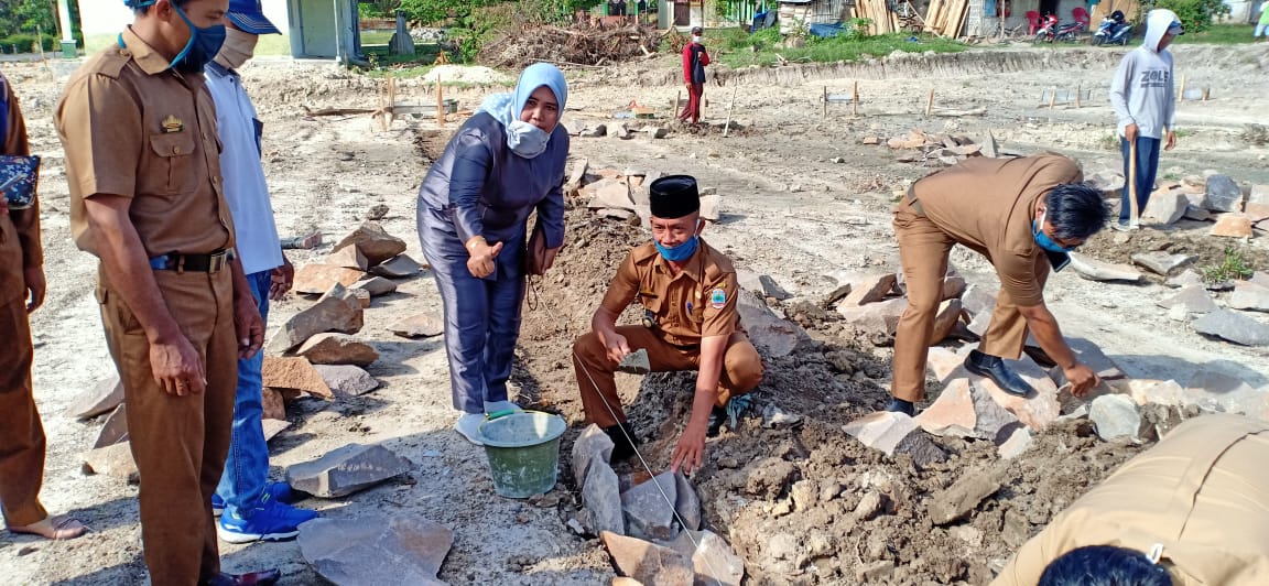 Bangun Pasar, Desa Muara Putih Hidupkan Ekonomi Kerakyatan