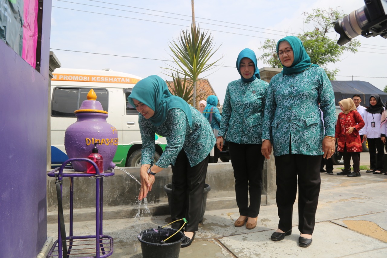 Tim PKK Lamsel Evaluasi Desa Taman Agung