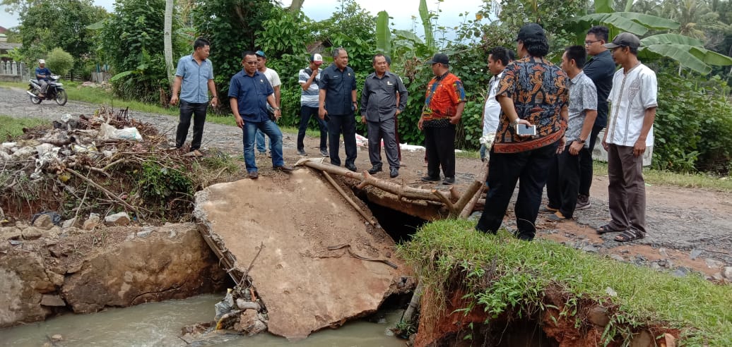 Jembatan Ambruk Buat Komisi III Bergidik