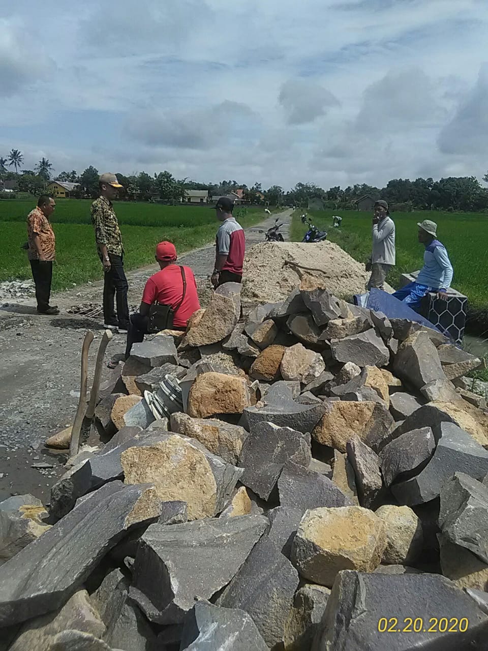 Belum Sehari, Aspirasi Warga Lansung Direspon Bupati