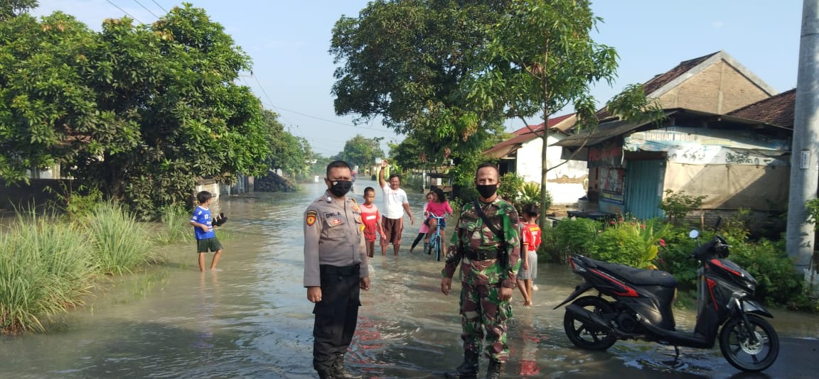 Penyempitan Drinase Picu Banjir Ratusan Rumah Terendam