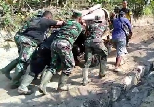 Dorong Molen Sampai ke Tujuan