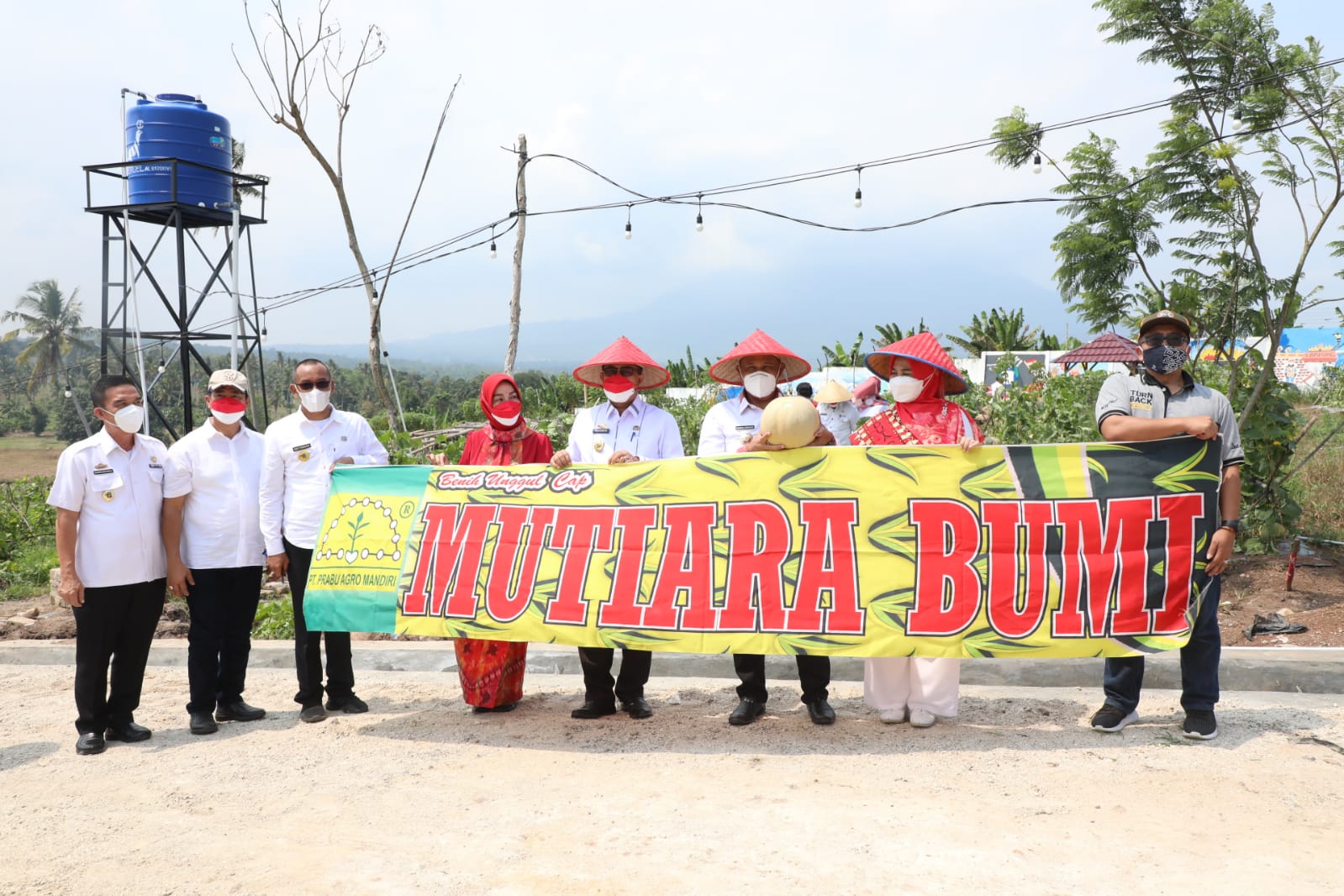 Kebun Edukasi Panen Melon Tiga Kali Selama Pandemi