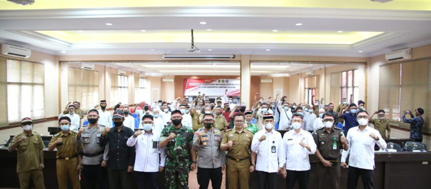 Pemkab Lamsel Saksikan eks Khilafatul Muslimin Berikrar Setia NKRI