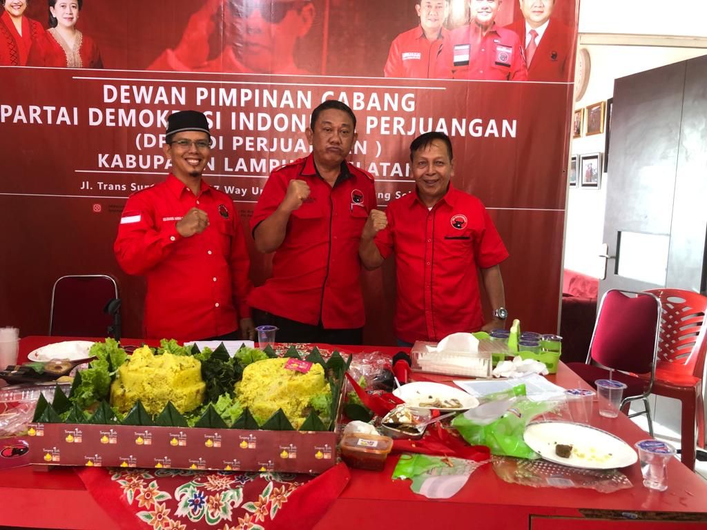 Wardani Lepas Posisi Ketua PGRI Demi Gabung PDI-P Lamsel