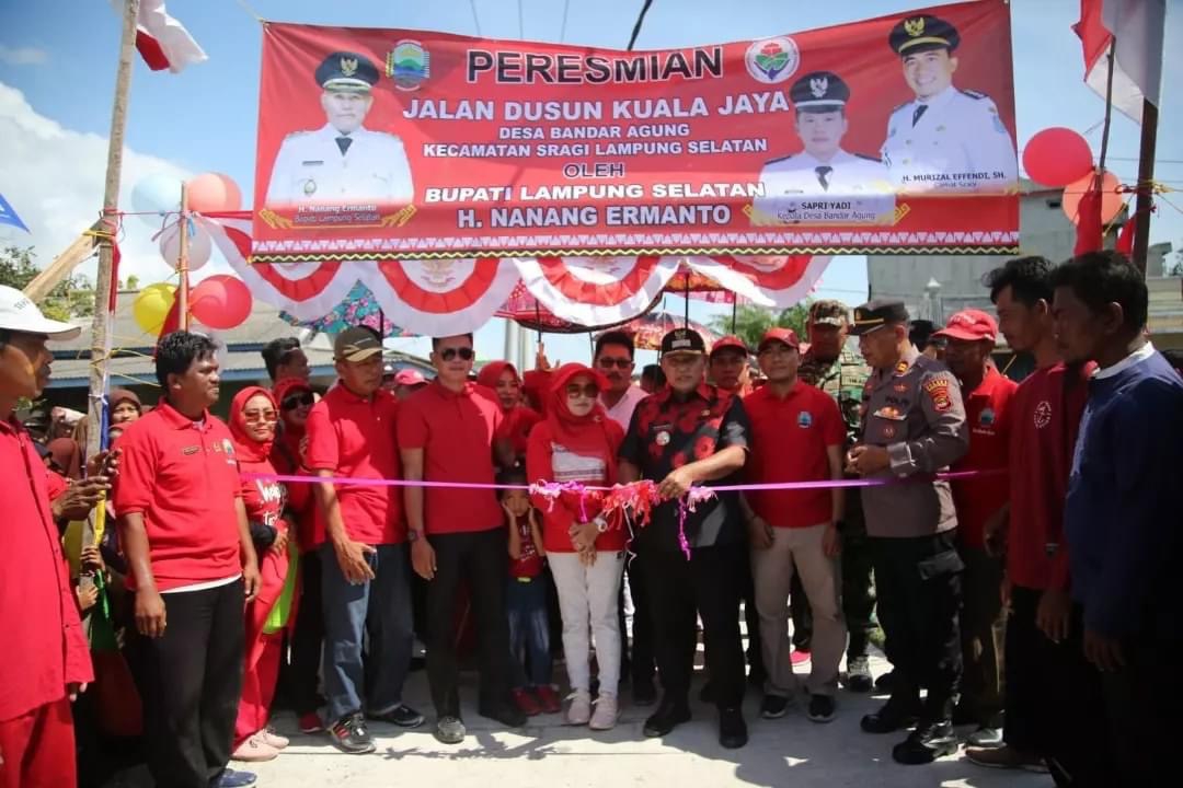 Masyarakat Sragi Semringah, Jalan Penghubung Antar Dusun Sudah Mulus