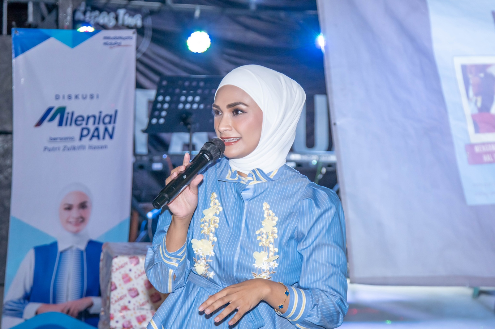 Putri Zulkifli Hasan Mendorong Milenial Melek Politik