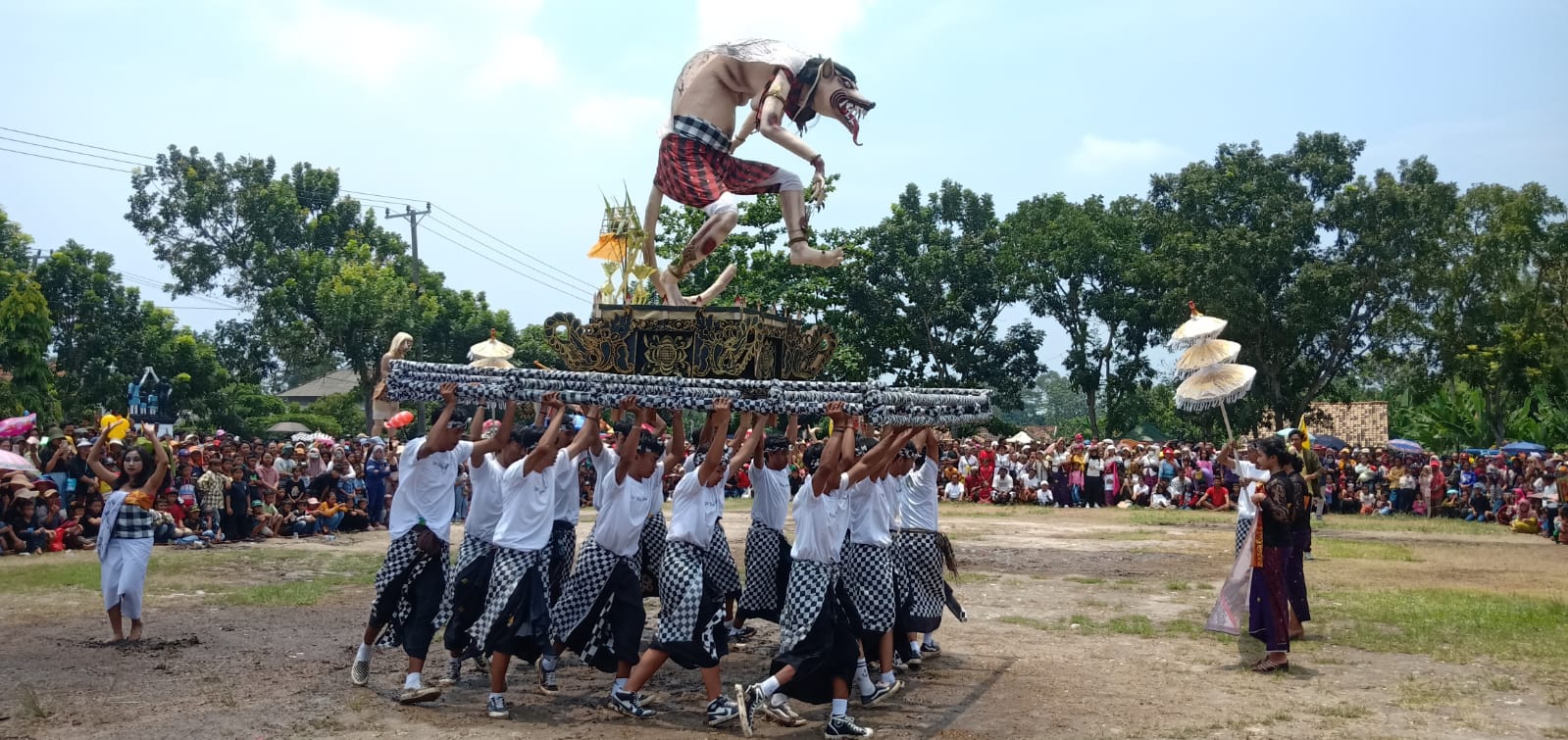 Festival Ogoh-ogoh Meriah