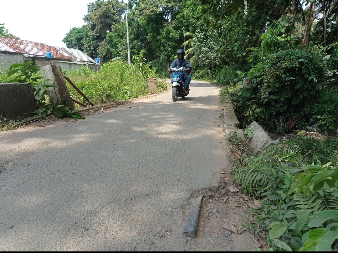 Jembatan Nyaris Ambruk Ancam Keselamatan