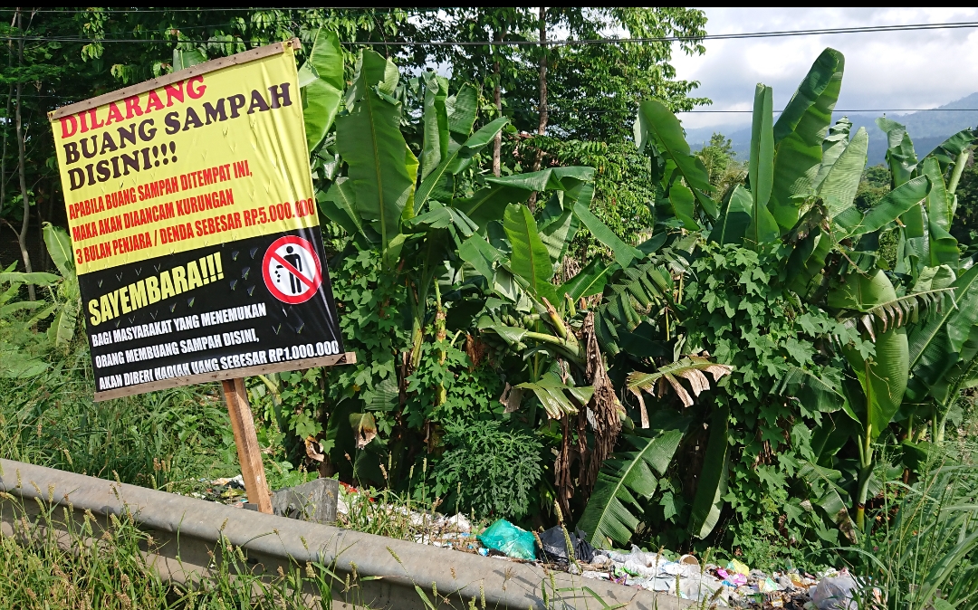 Tangkap Pembuang Sampah, Diganjar Rp1 juta