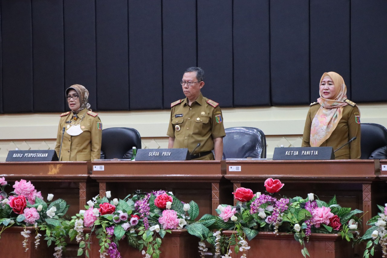 Sekdaprov Lampung Membuka Rapat Koordinasi Kearsipan Provinsi Lampung Tahun 2022