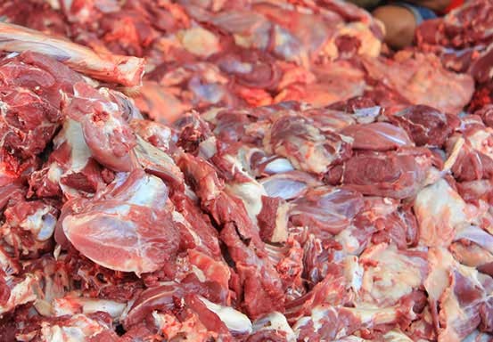 Harga Daging Sapi dan Ayam Potong Meroket