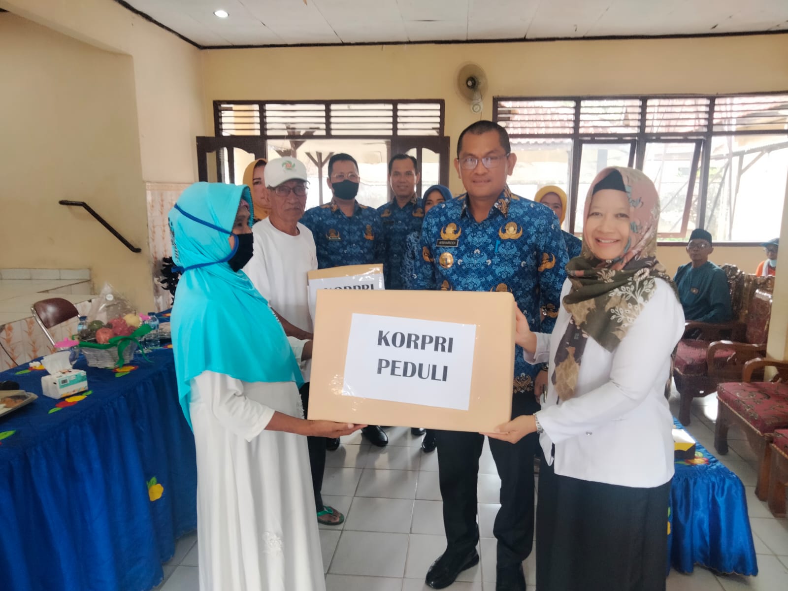 Dewan Pengurus Korpri Lampung Serahkan Bantuan