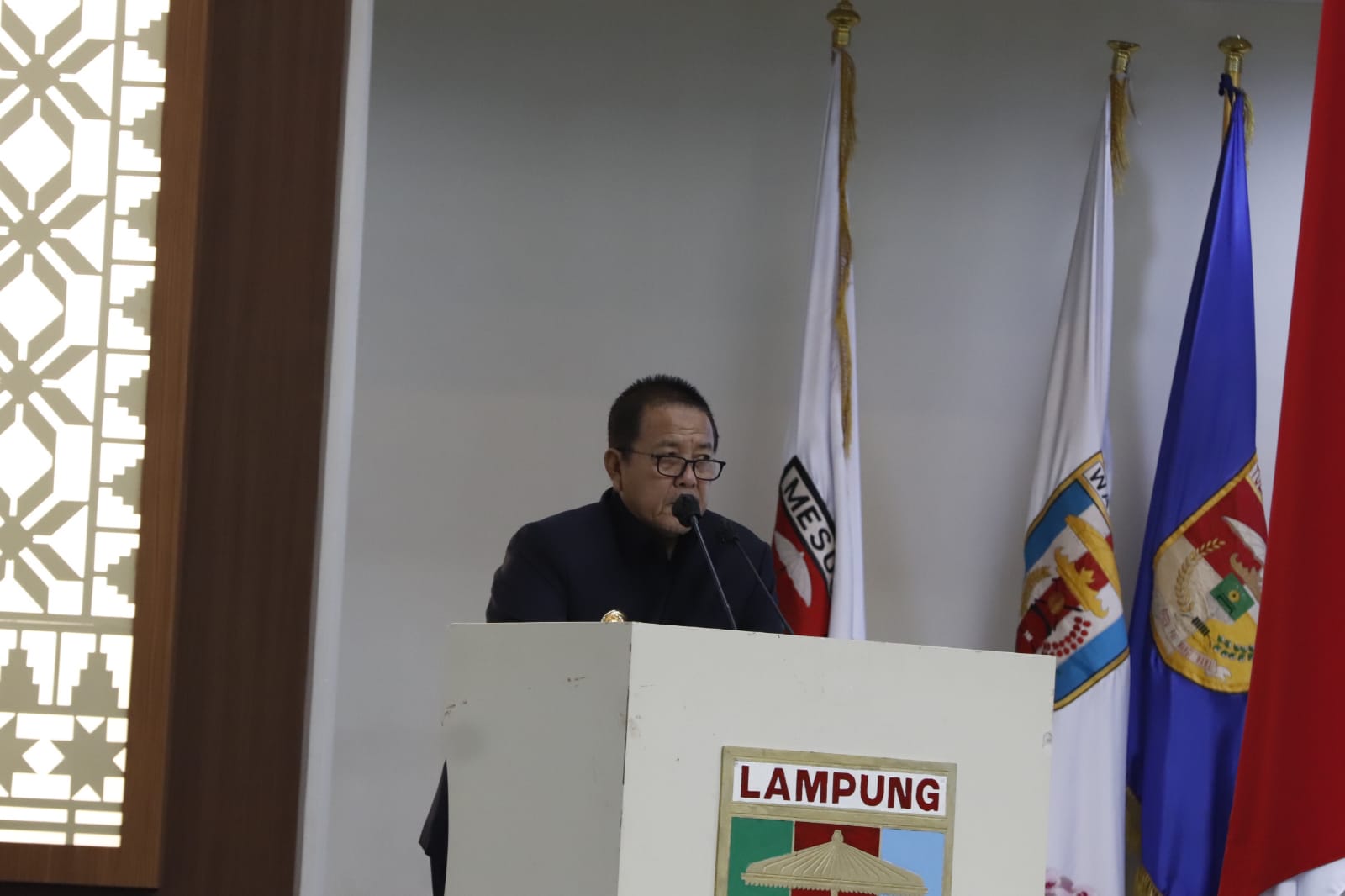 Gubernur Arinal Djunaidi Sampaikan Perubahan Program Pembentukan Peraturan Daerah