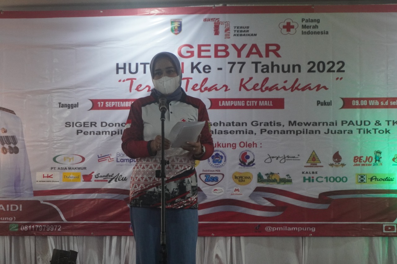 Riana Sari Arinal Launching Pelayanan Ambulance dan Mobil Jenazah Gratis