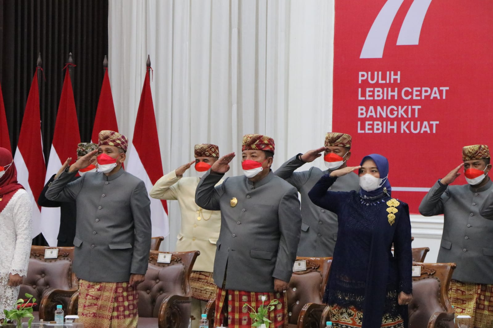 Pemprov Lampung Gelar Upacara Penurunan Bendera Pada Rangkaian HUT RI ke-77 Tahun 2022